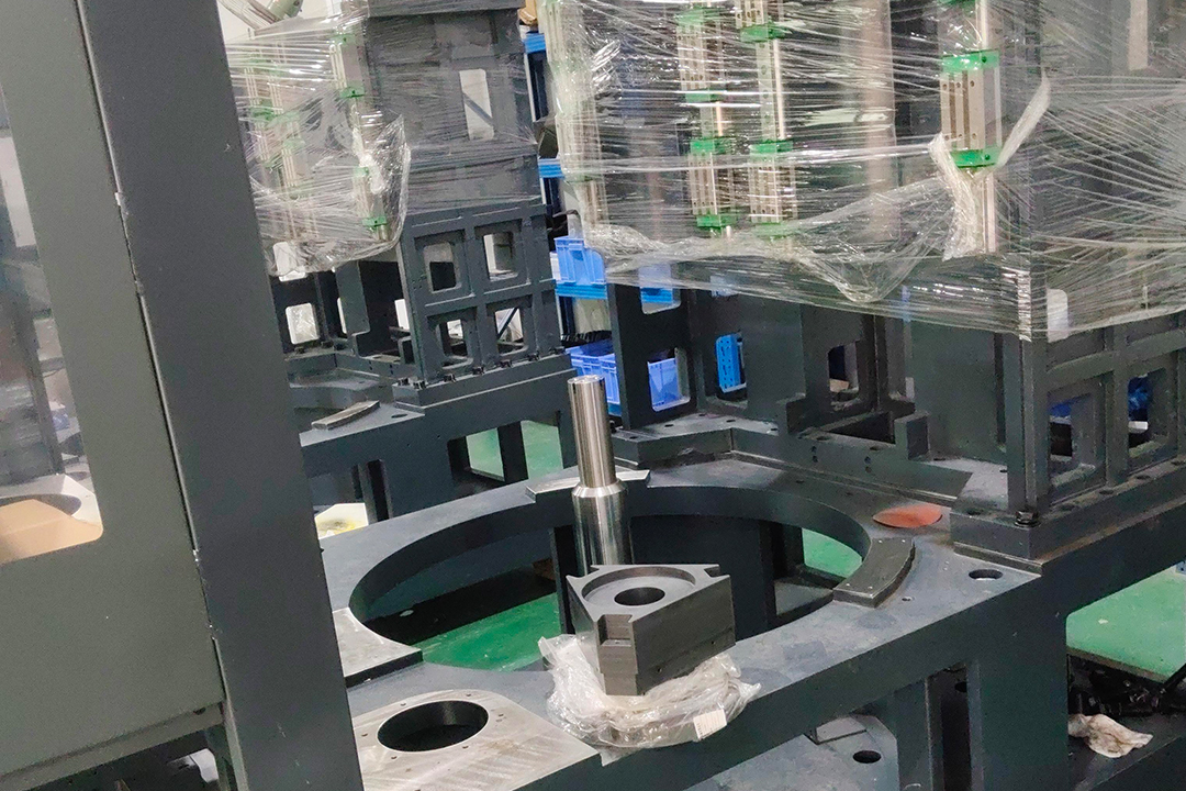 「夢啟半導(dǎo)體」全自動超精密晶圓減薄機(jī)主要結(jié)構(gòu)